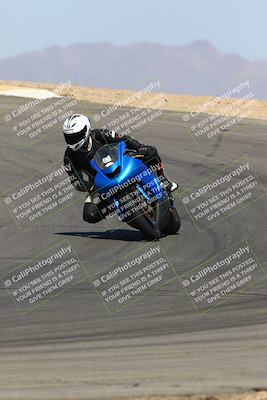 media/Mar-28-2022-Superbike Trackdays (Mon) [[b8603d0f67]]/Open Track Time/Turns 9 and 10/